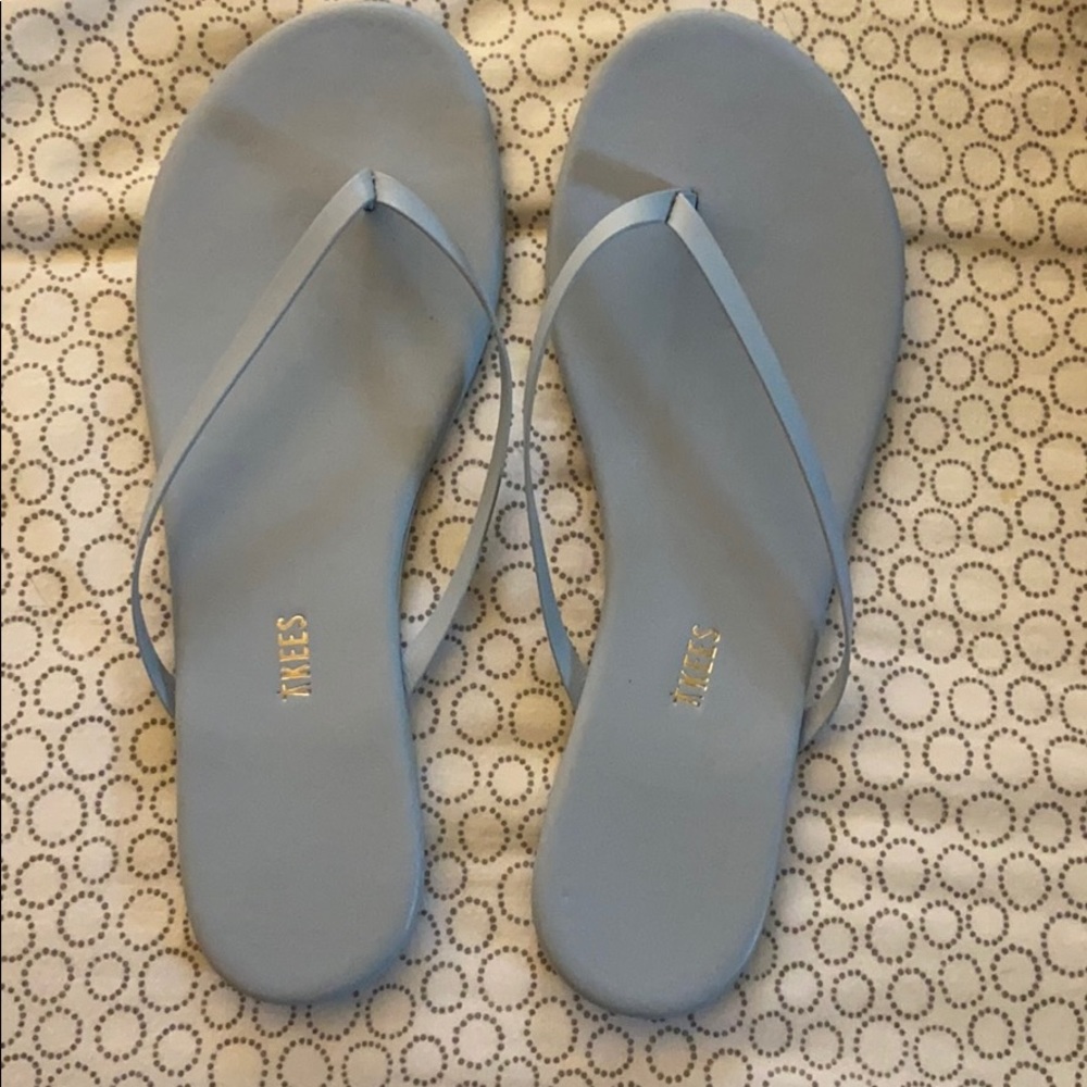 TKEES light blue flip flops